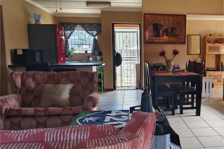 3 Bedroom Property for Sale in Pacaltsdorp Western Cape